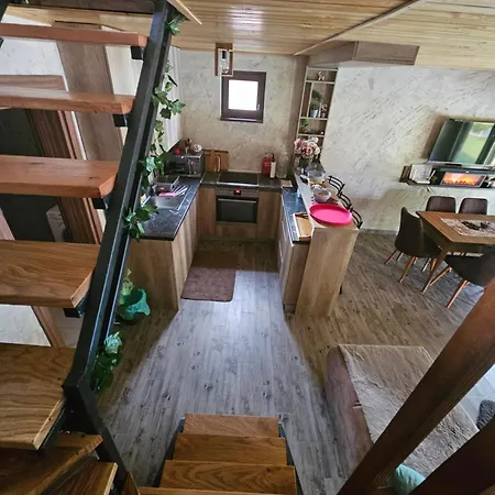 Nyaraló Vikendica Na Drini *